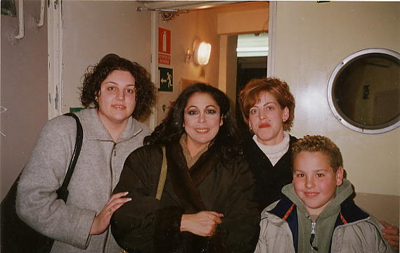 [ ISABEL TEATRO CALDERON 2001 ]