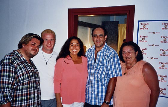  Douglas, Paul, Lina y Frank junto a Isabel - Benalmadena, Malaga (Agosto 2004)